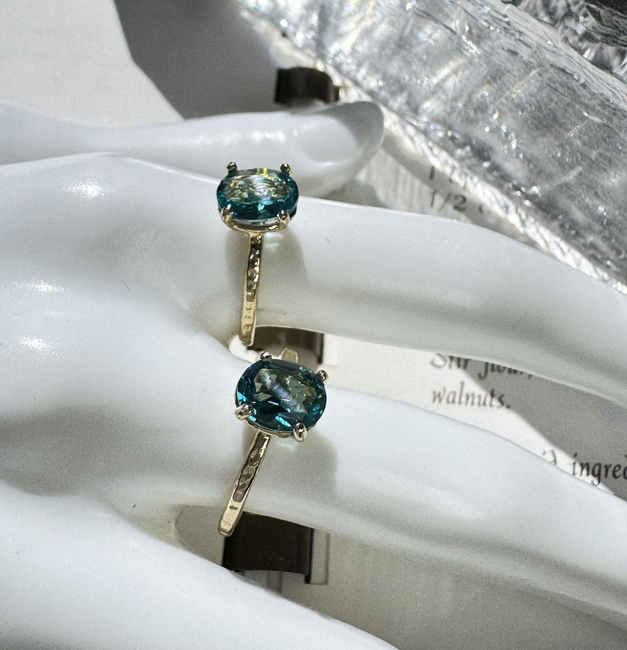 ネオンブルー パライバカラーリング｜8×6mm 高輝度ナノクリスタル｜真鍮フリーサイズリング | 16枚目