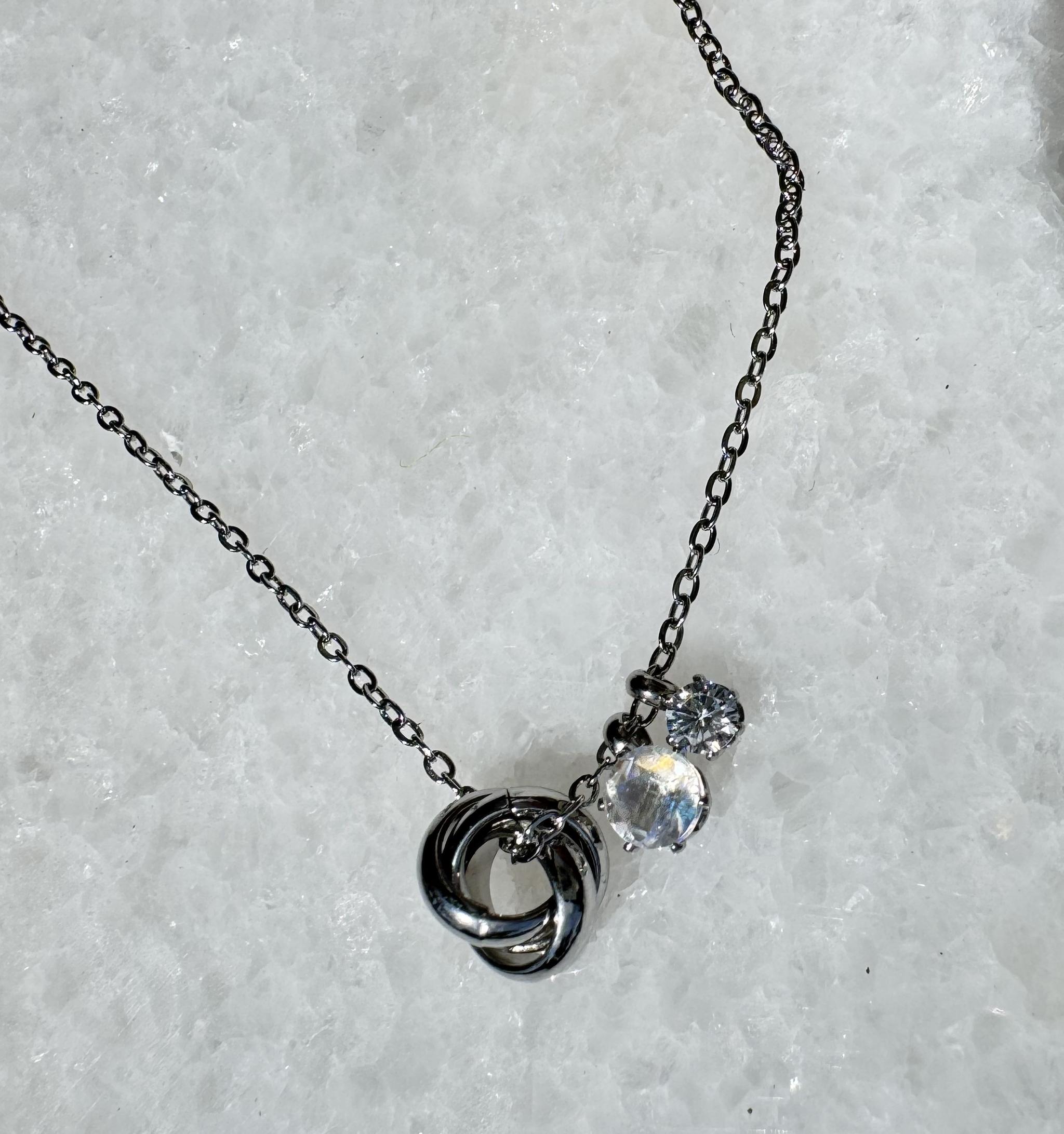 Rainbow Moonstone Trinity Necklace 宝石質AAA レインボームーンストーン CZ追加可 | 8枚目