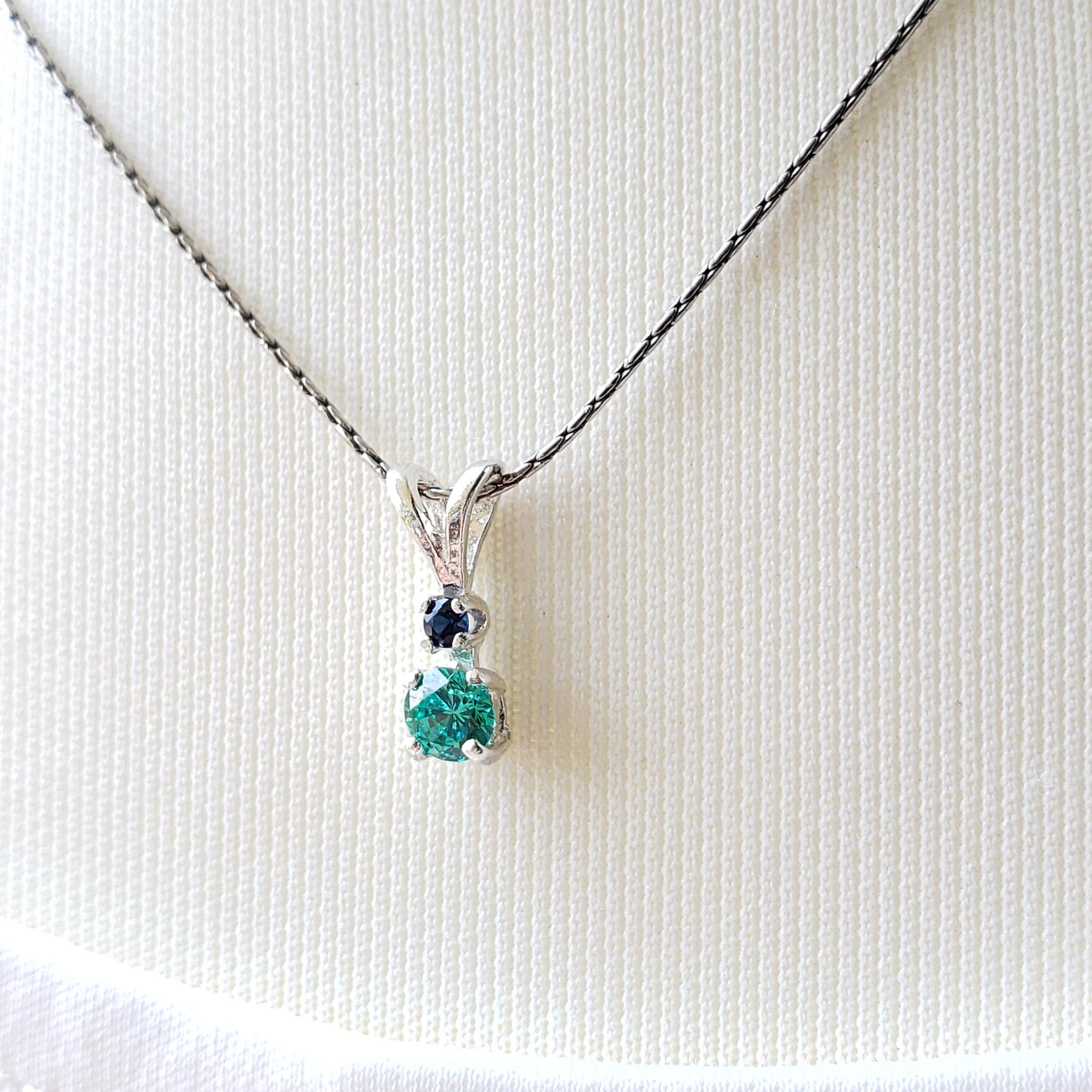 Avec petit éclat☆ 誕生石　シルバーネックレス 　奇跡の輝き　人工パライバトルマリン　4ｍｍ | 10枚目