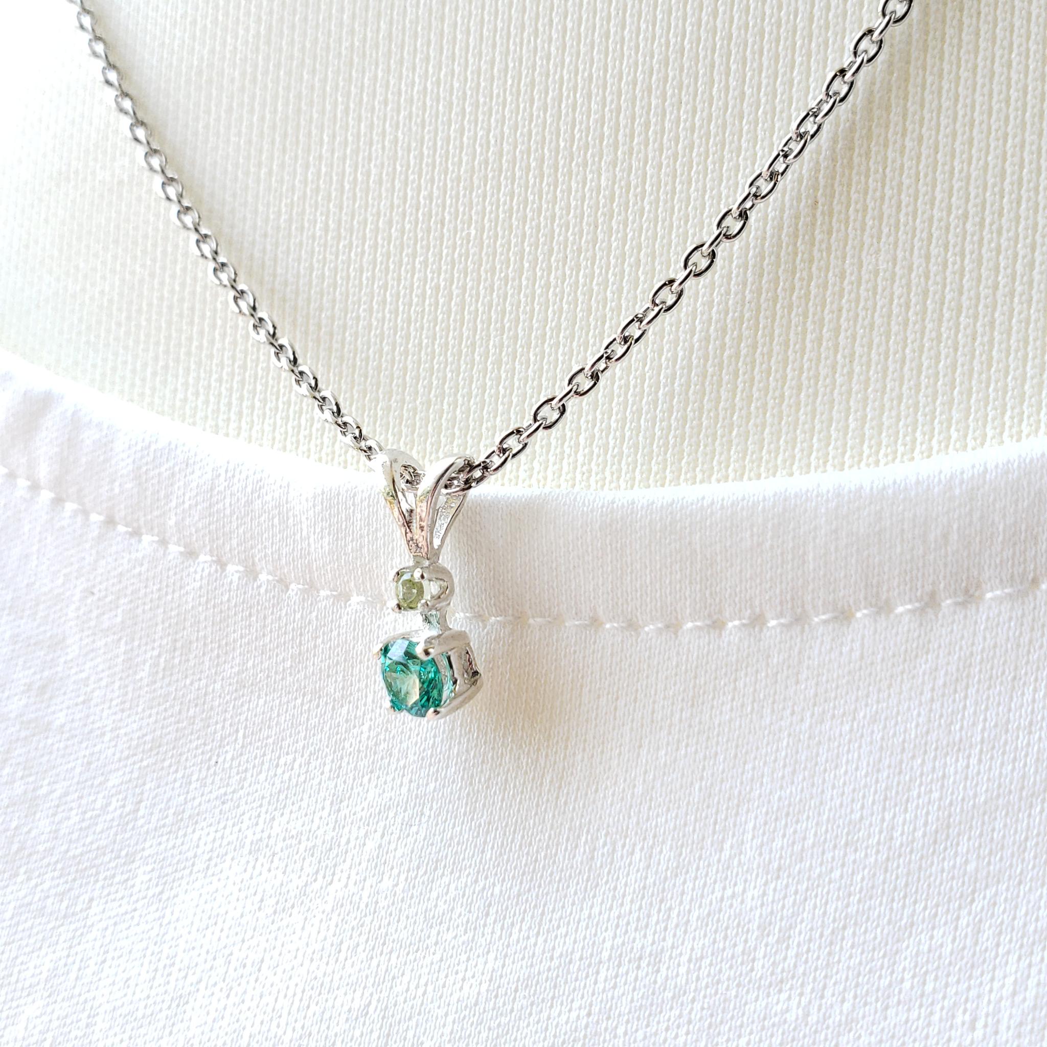 Avec petit éclat☆ 誕生石　シルバーネックレス 　奇跡の輝き　人工パライバトルマリン　4ｍｍ | 13枚目