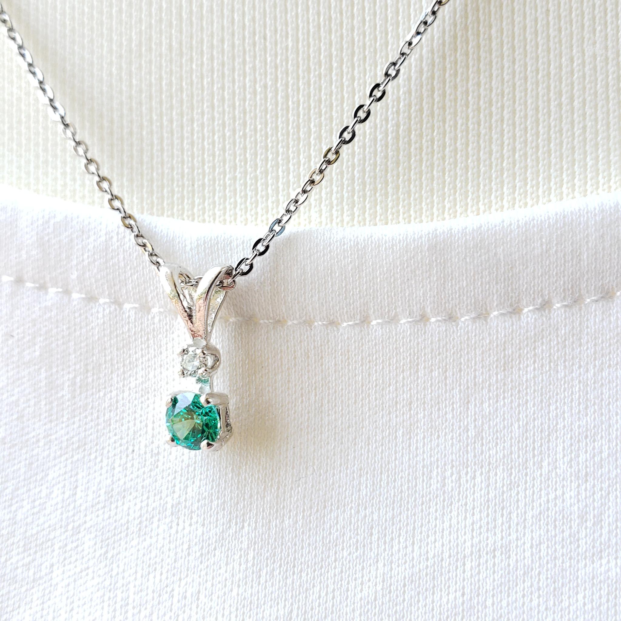 Avec petit éclat☆ 誕生石　シルバーネックレス 　奇跡の輝き　人工パライバトルマリン　4ｍｍ | 16枚目