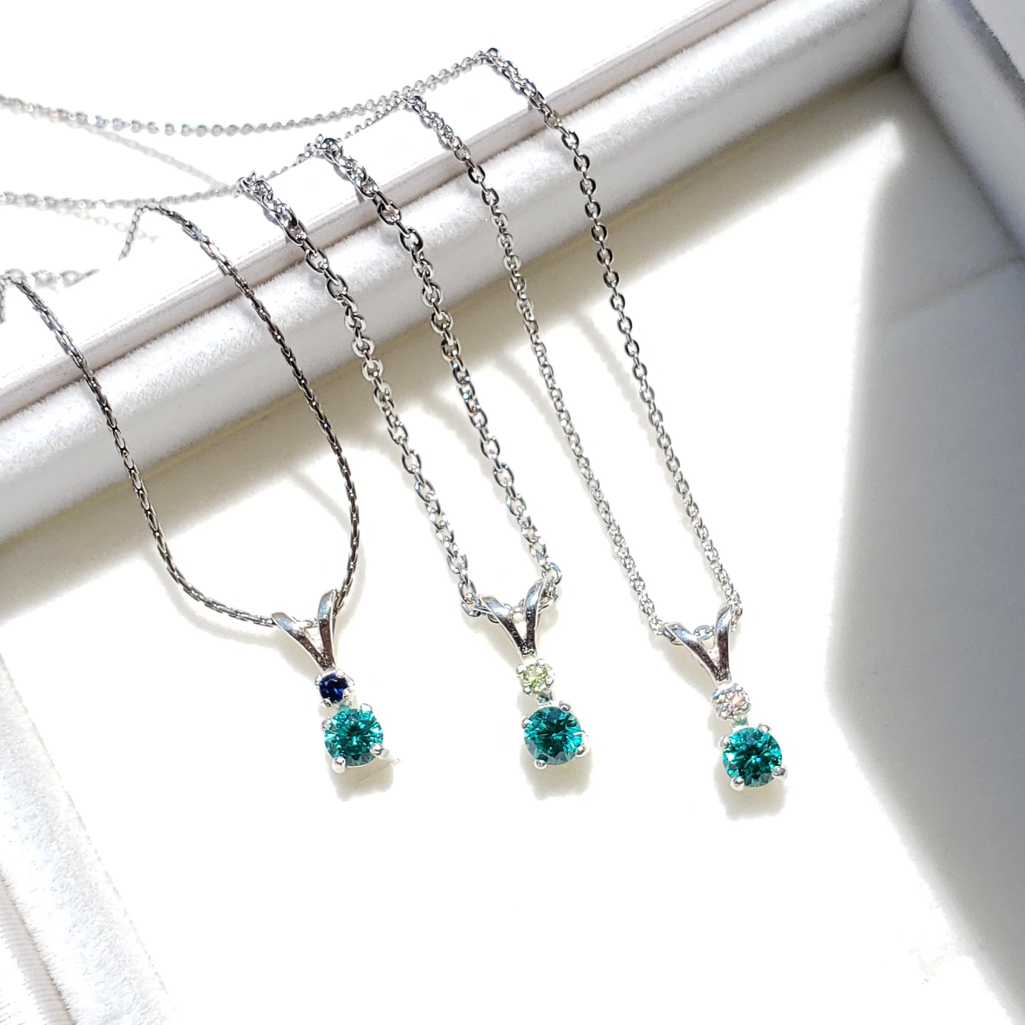 Avec petit éclat☆ 誕生石　シルバーネックレス 　奇跡の輝き　人工パライバトルマリン　4ｍｍ | 3枚目