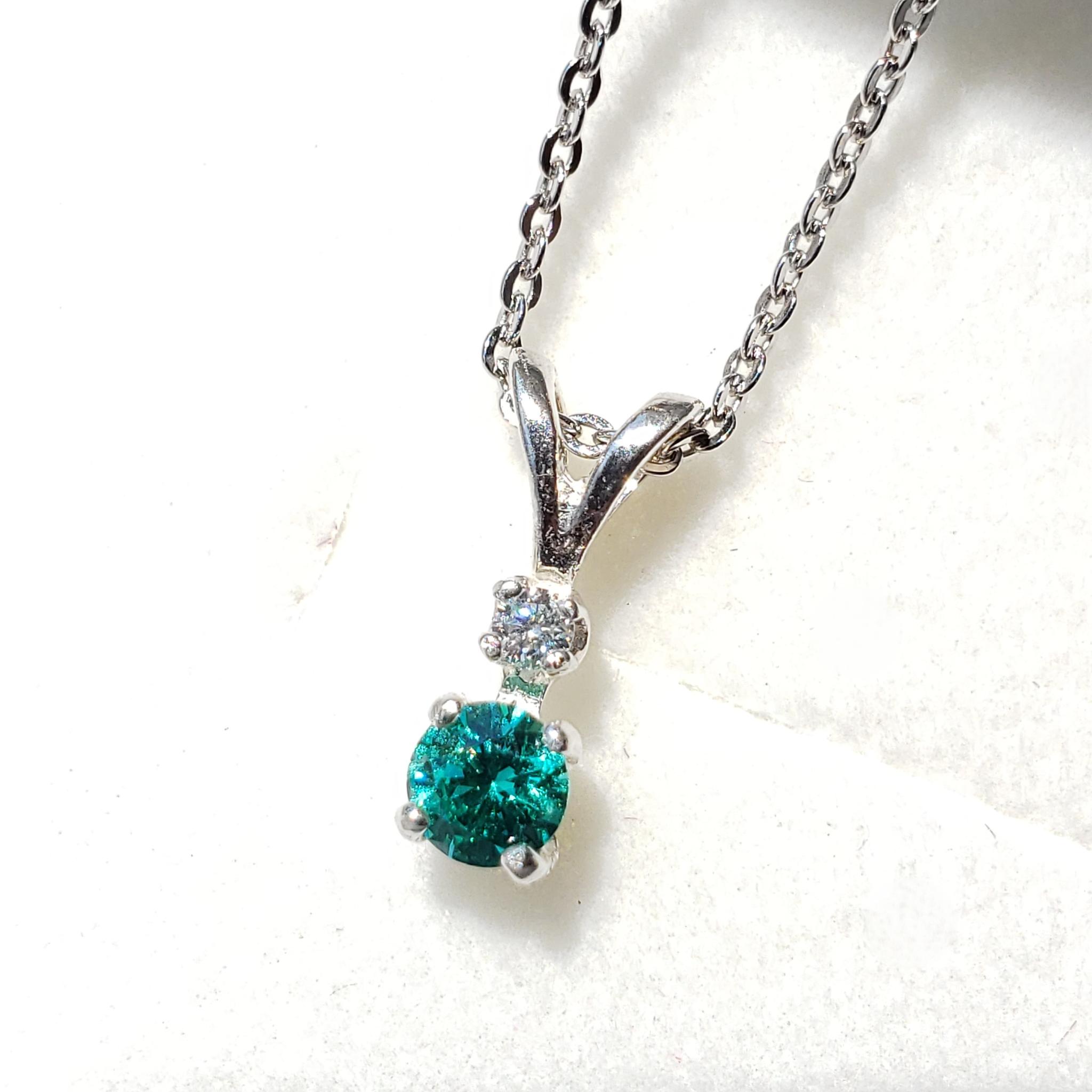 Avec petit éclat☆ 誕生石　シルバーネックレス 　奇跡の輝き　人工パライバトルマリン　4ｍｍ | 4枚目