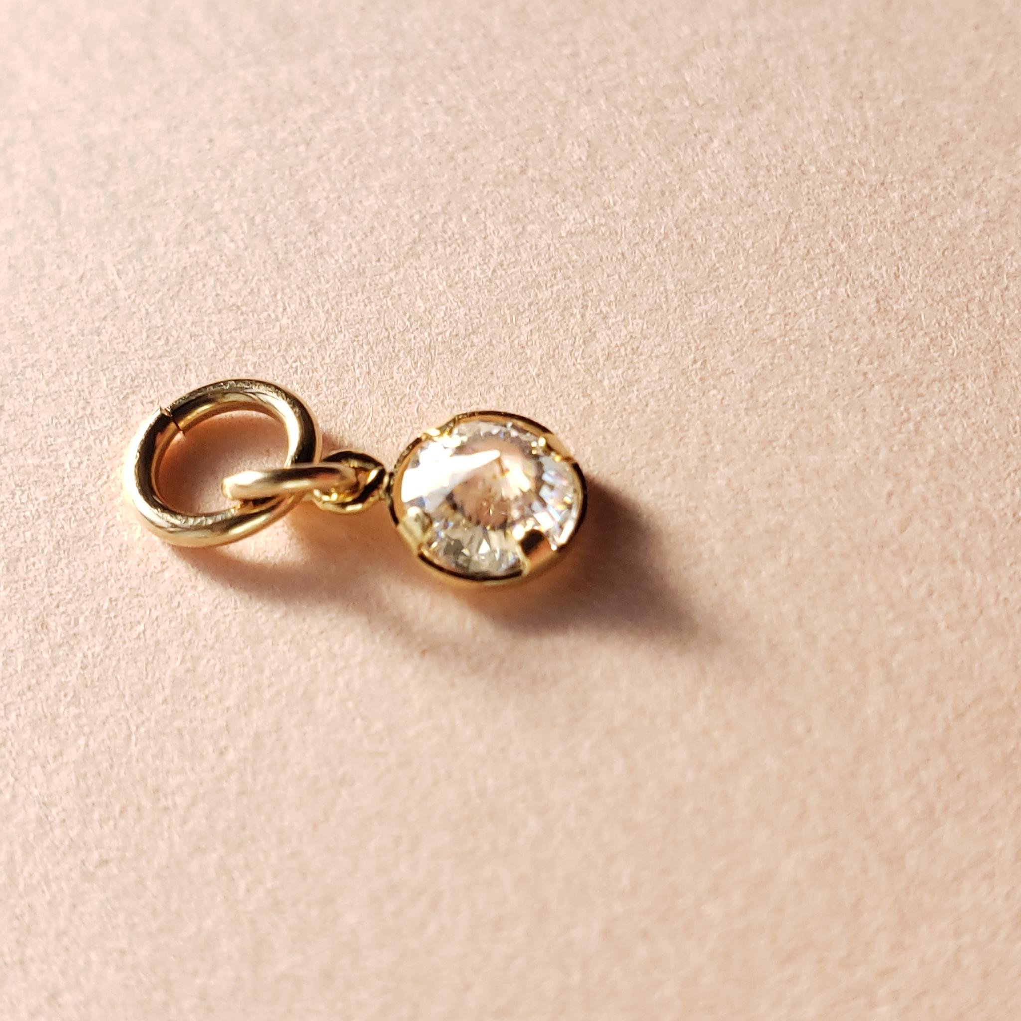 ベゼル 14Kgf　チャーム　キラッキラ(*_*)　エンペラーカット　モアサナイト　Dカラー　5ｍｍ　品質証明書付き | 4枚目