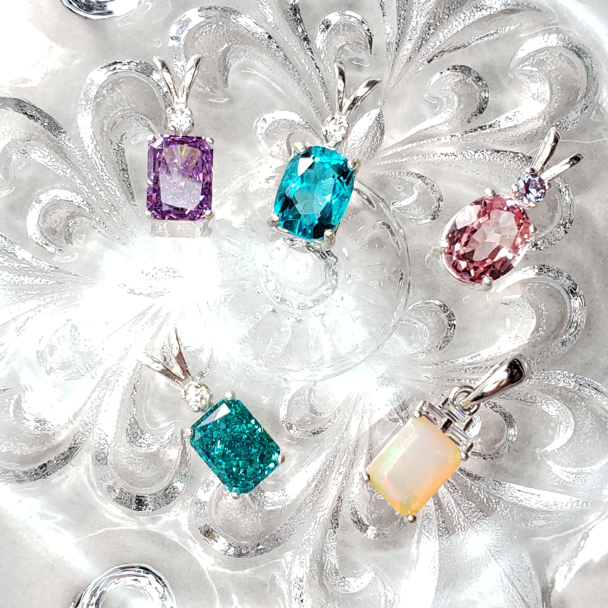 Avec petit ?clat☆　合成パライバトルマリン　小さなモアサナイト付　ネックレストップ　 合成石　シルバー製 | 10枚目