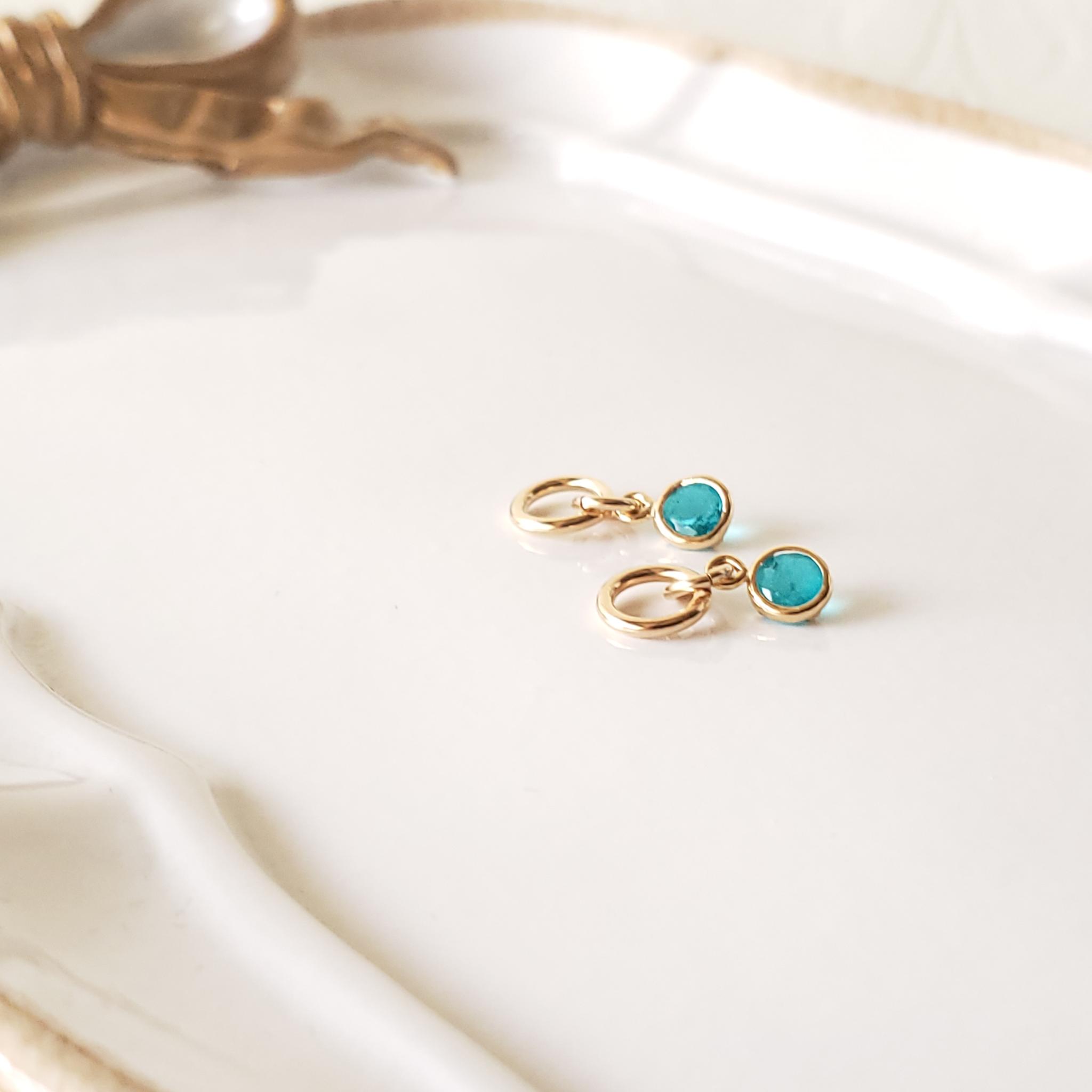 チャーム 14Kgf　パライバトルマリン　人工宝石　4ｍｍ　ラウンドファセットカット　ブラジル産天然トルマリン粉末+1 | 3枚目