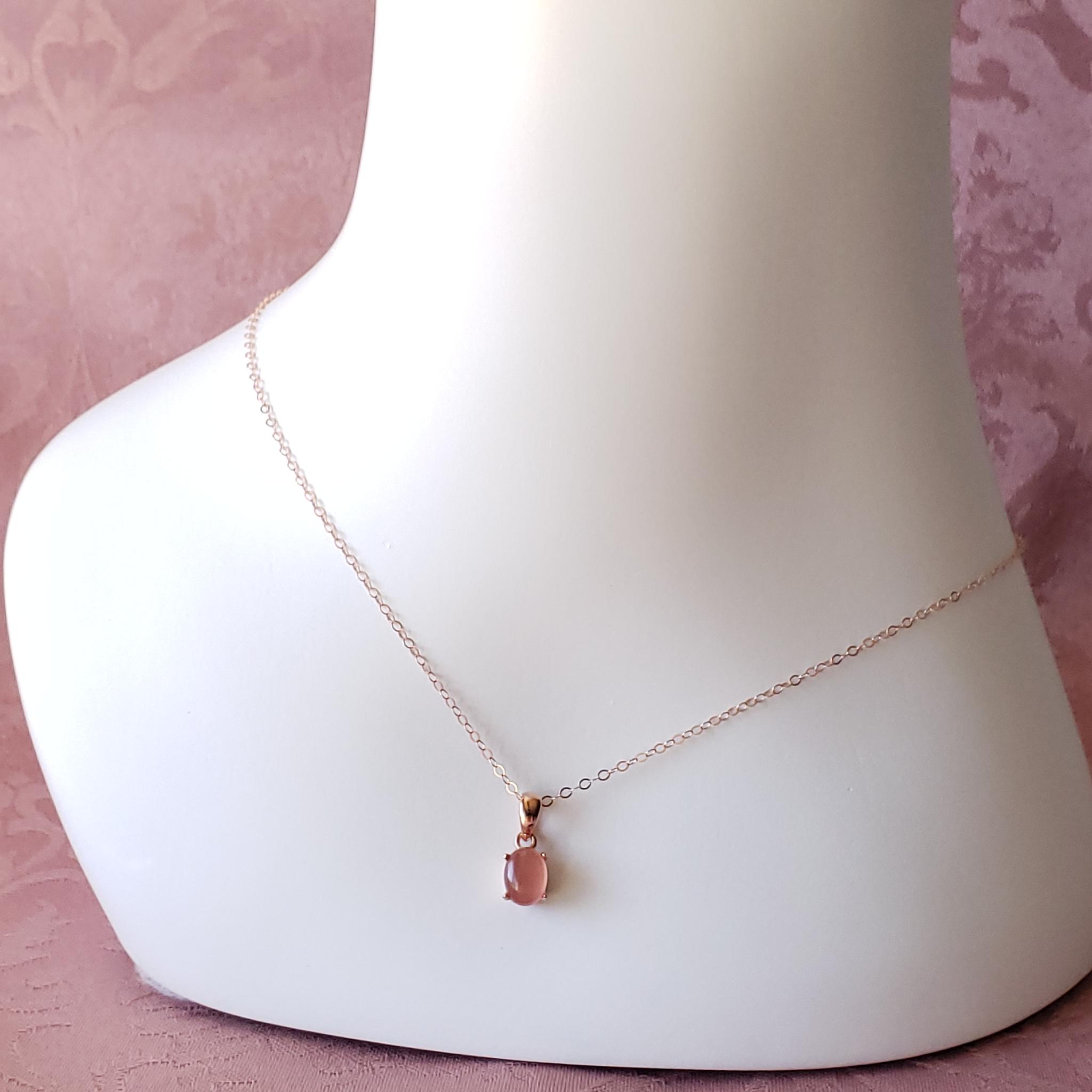 桜色　インカローズ　カボションネックレス　ローズゴールド　14Kgf　8ｘ6ｍｍ | 1枚目