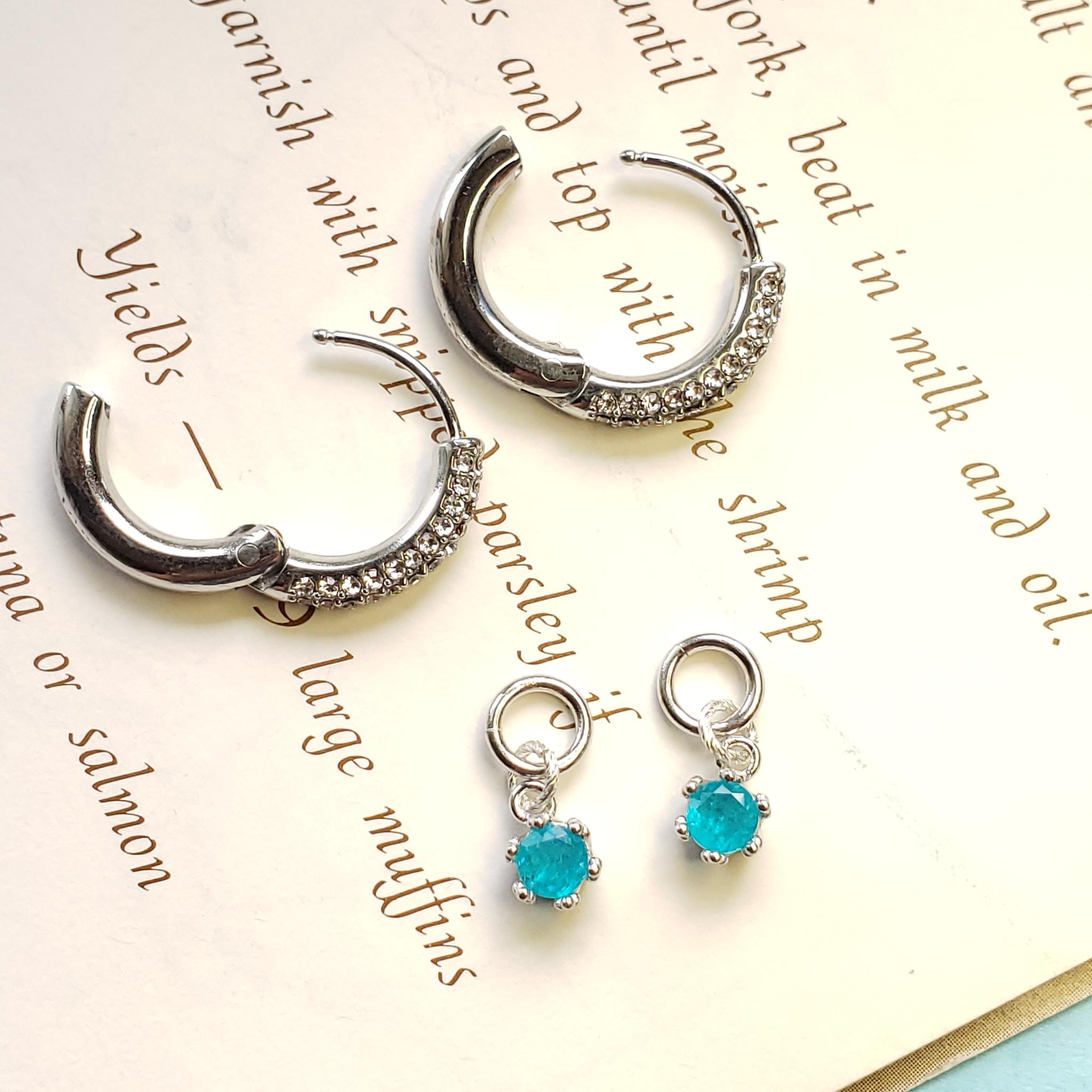 SUS316L　フープピアス　パライバトルマリン　人工宝石　ラウンド　4mm　パライバブルーダブレット1枚目の画像