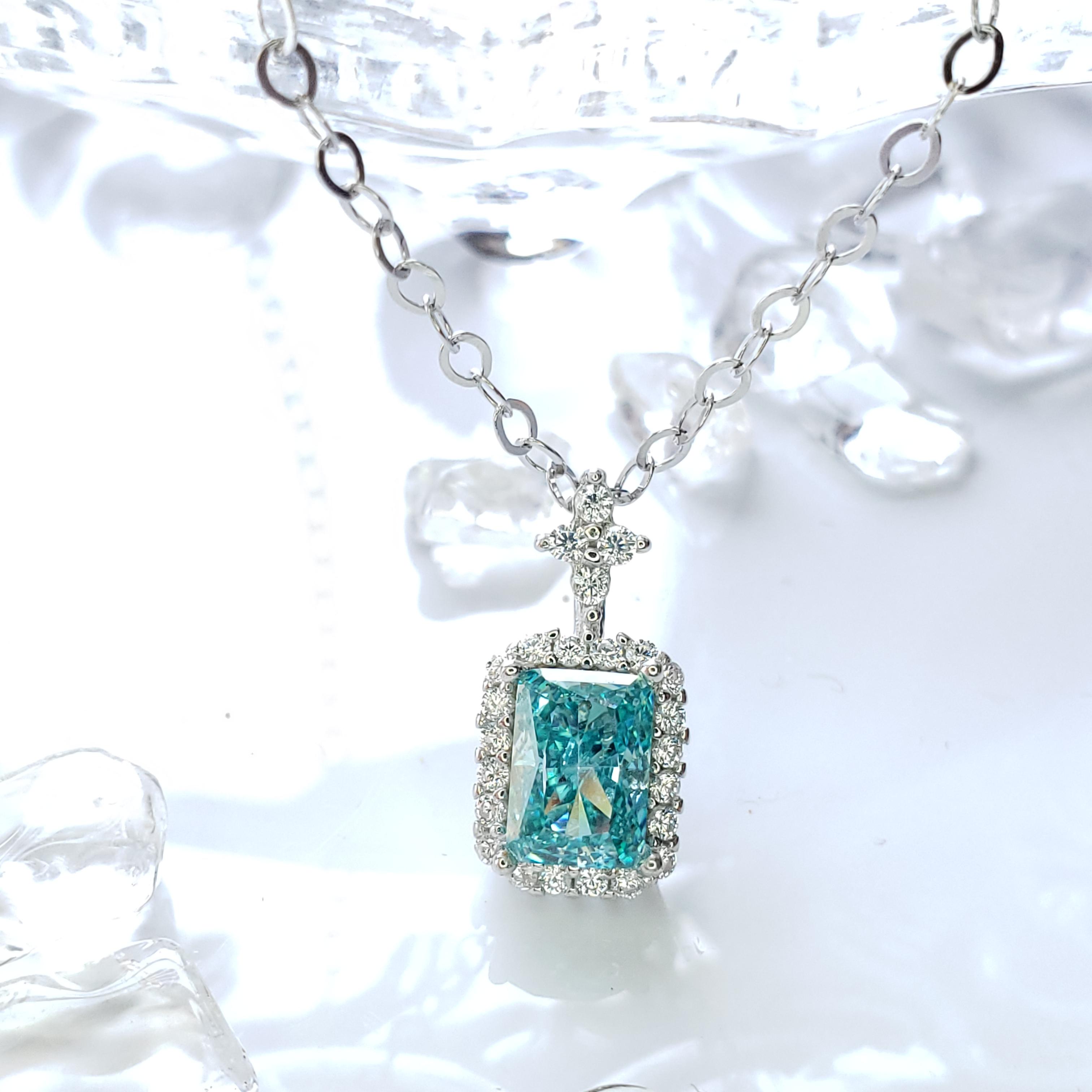 ハイカーボンダイヤモンド　レクタングル　ヘイローネックレス　シルバー製　7x5ｍｍ　◇　ダイヤモンド・ビーチ