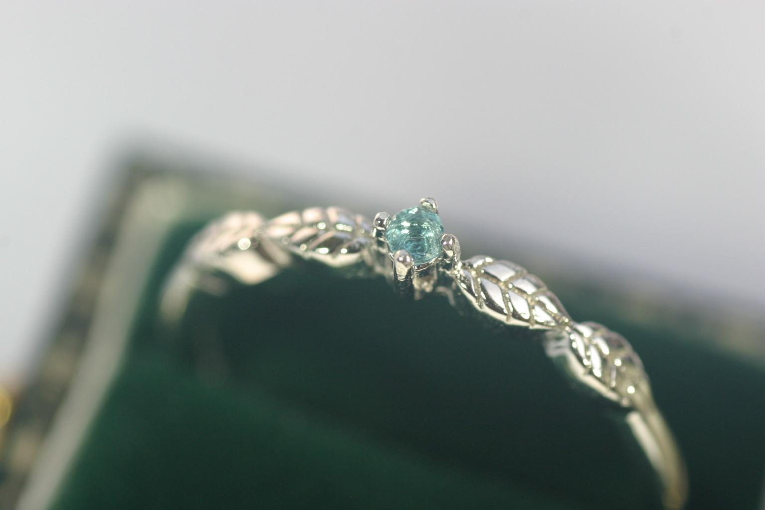 NeonBlue ブラジル産　天然パライバトルマリン　ボタニカルリング　フリーサイズ　シルバー製　◇　Natural1枚目の画像