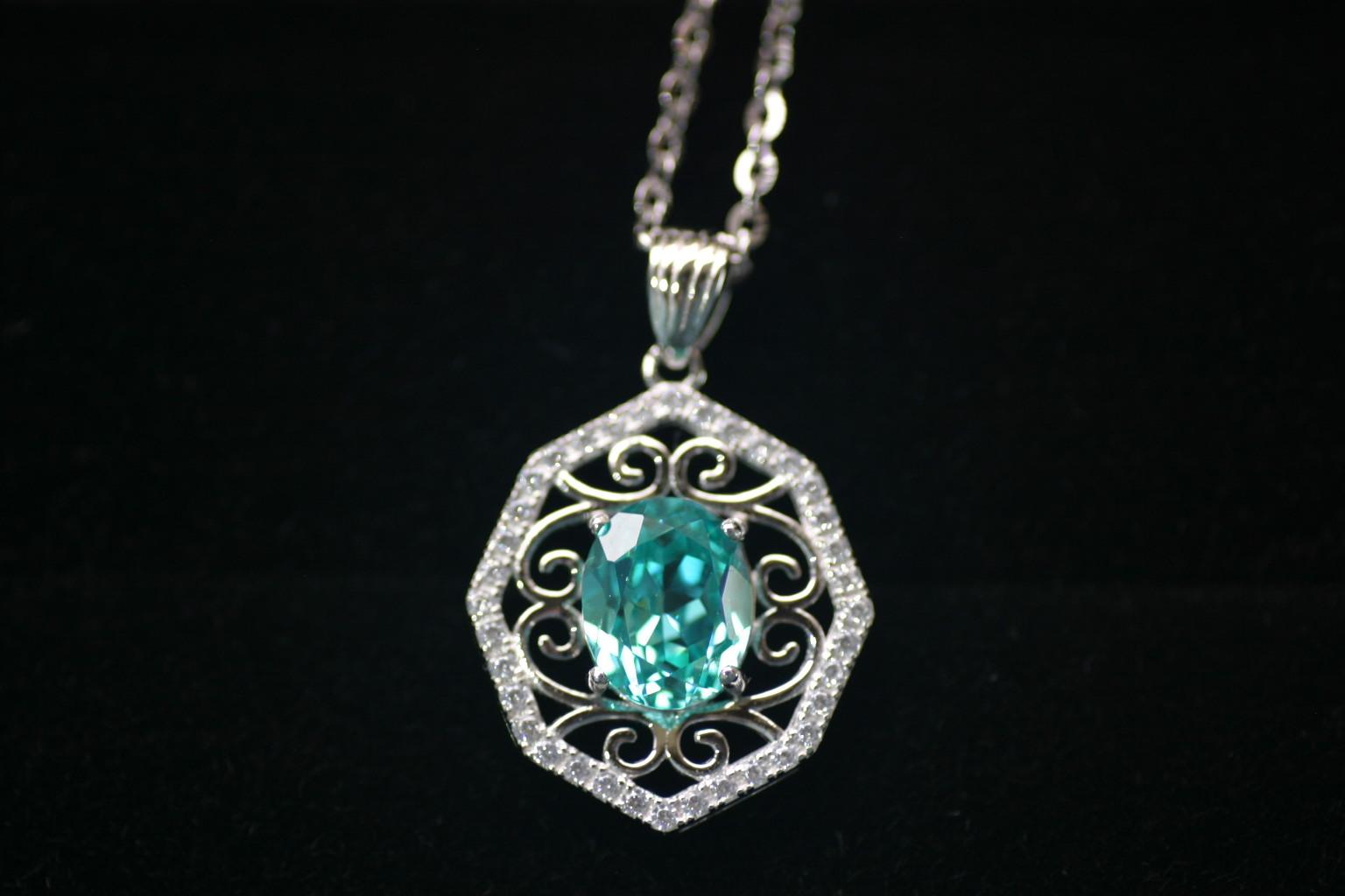 ヘキサゴンハロ　パライバトルマリン　ネオンブルー　合成サファイア　オーバルチェーンネックレス　60cm