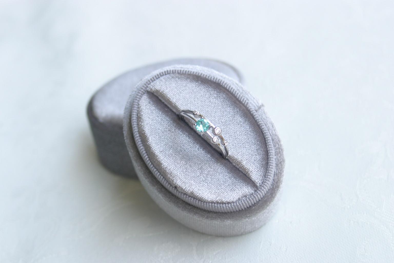 4mm　奇跡の輝き　天然トルマリン粉末混　人工パライバトルマリン　ギャラクシーリング　フリーサイズ　S9251枚目の画像