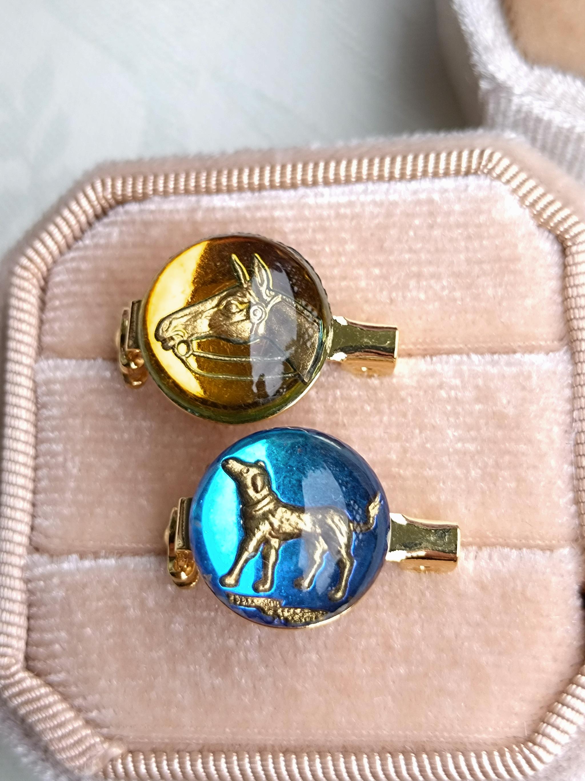 【ドイツ ／ ビンテージガラス】 約1970年代　Dog or Horse　ブローチ　ハンドメイド　カボションガラス